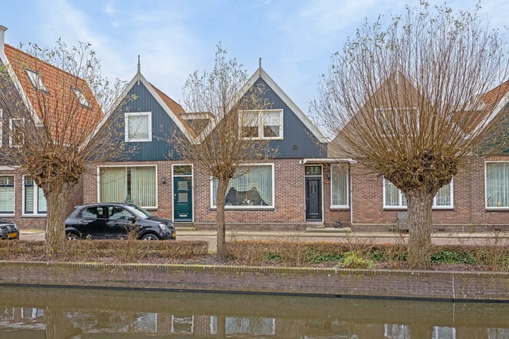 H J Calkoengracht 19 in Volendam