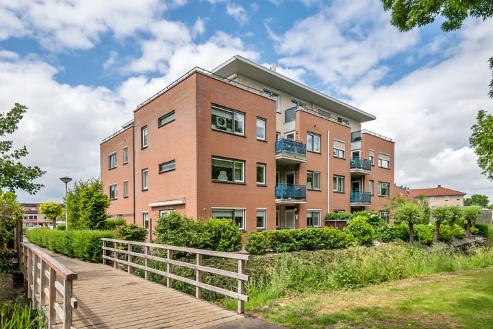 Photo of property H.J. Ganzemanstraat 36, Meteren
