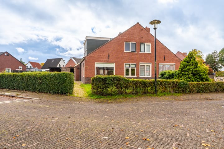 H.J.Siemonsstraat 50 in Finsterwolde