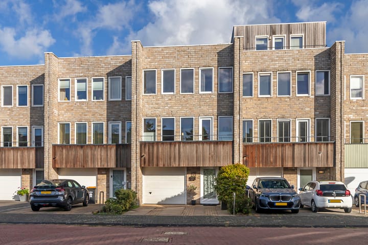 H. Marsmanplantsoen 20 in 's-Gravenhage photo