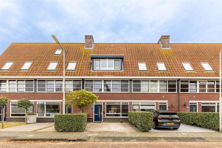 H. Reptonstraat 54 in Velserbroek