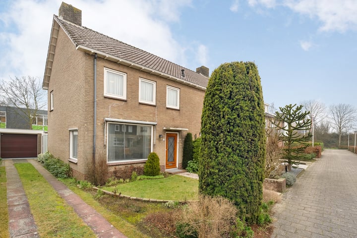 H Roland Holststraat 53 in Zwolle