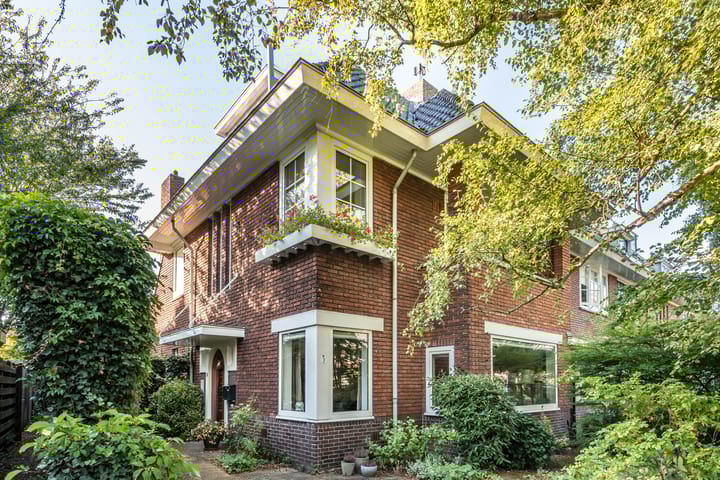 H.W. Mesdaglaan 3 in Heemstede
