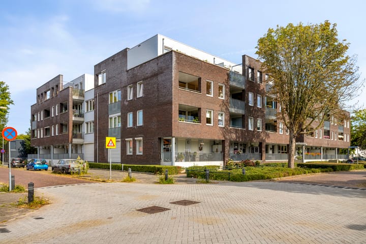 Haageinderhof 8 in Valkenswaard