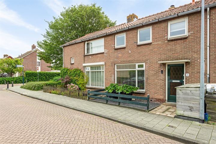 Haagsestraat 3 in Stellendam