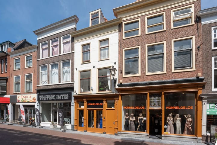 Haarlemmerstraat 222 in Leiden