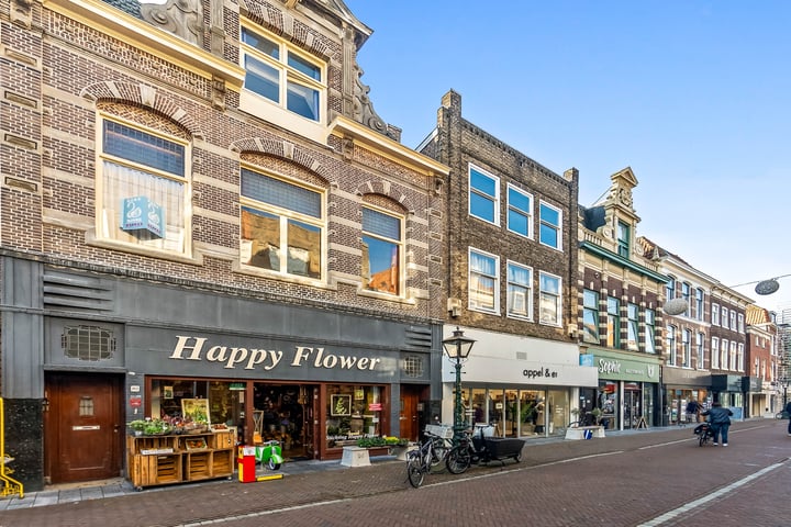 Haarlemmerstraat 247 in Leiden