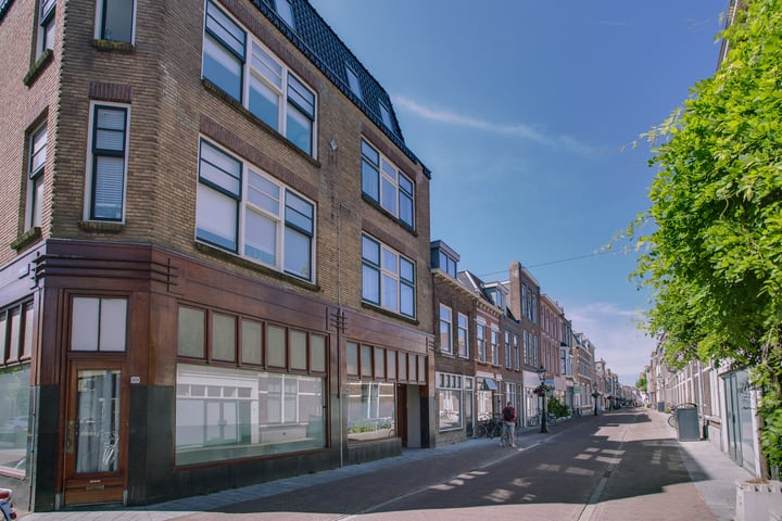 Haarlemmerstraat 307 in Leiden foto