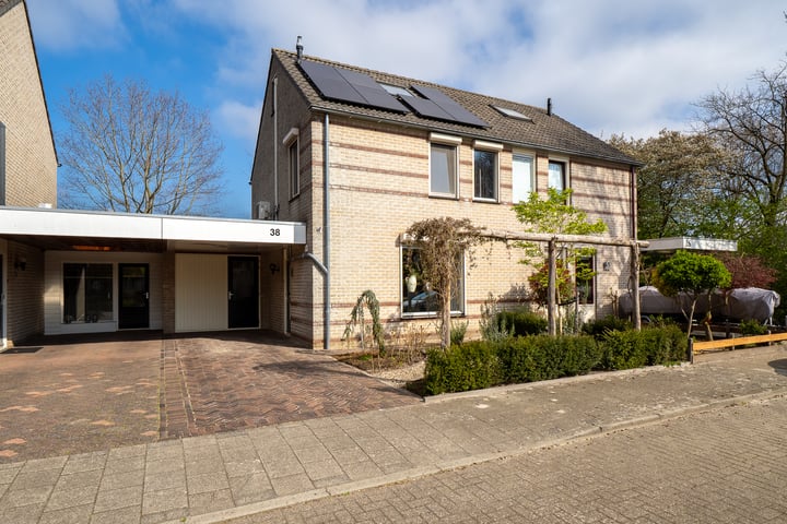 Photo of property Haarspit 38, Vriezenveen