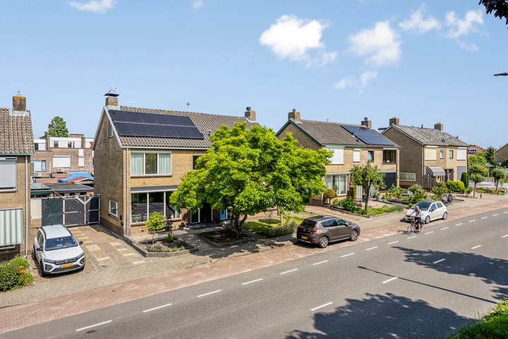 Photo of property Haatlanderdijk 11, Kampen