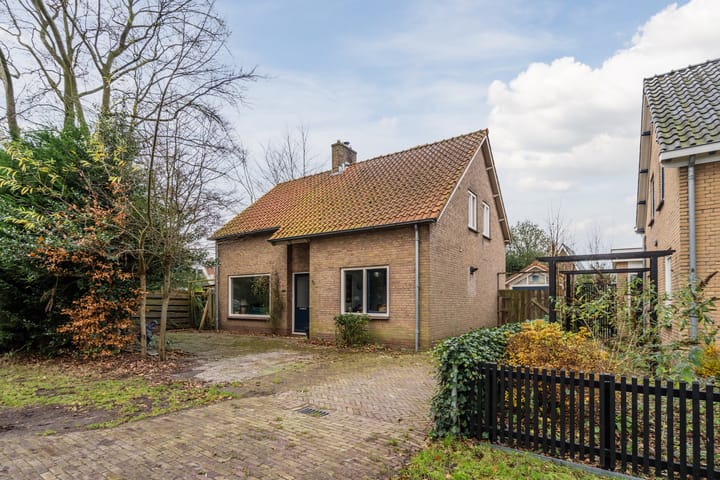 Haesackerlaan 81 in Heiloo