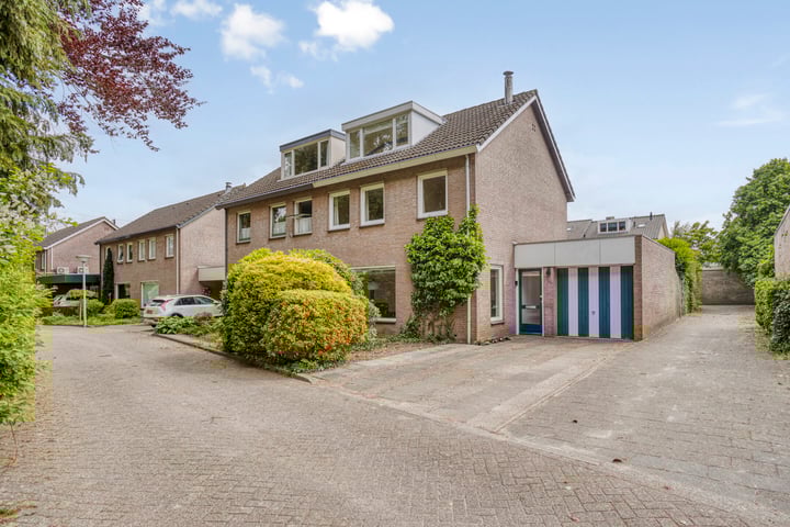 Hageheldlaan 74 in Eindhoven foto