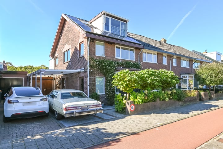 Hagelingerweg 253 in Santpoort-Noord