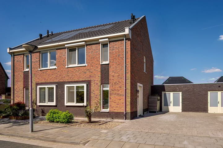 Photo of property Hagelkruis 20, Venlo