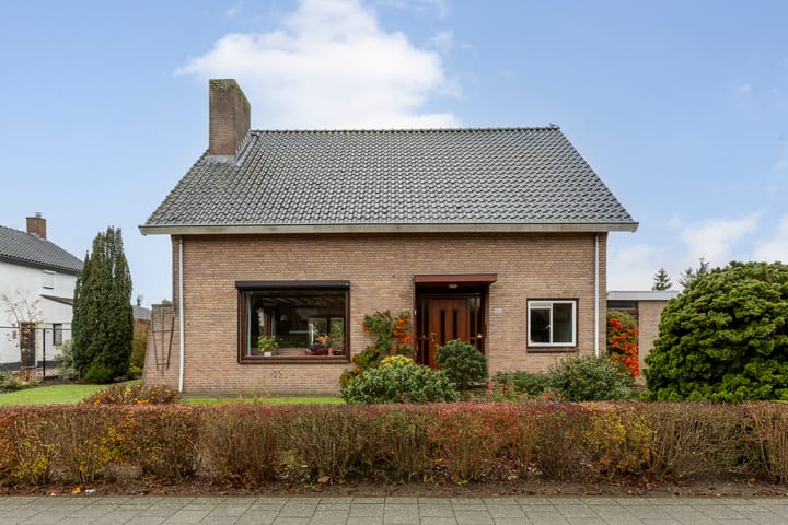 Halsterseweg 174 in Bergen op Zoom foto