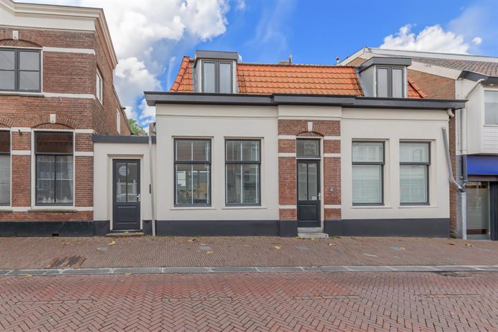 Haltestraat 52a in Zandvoort