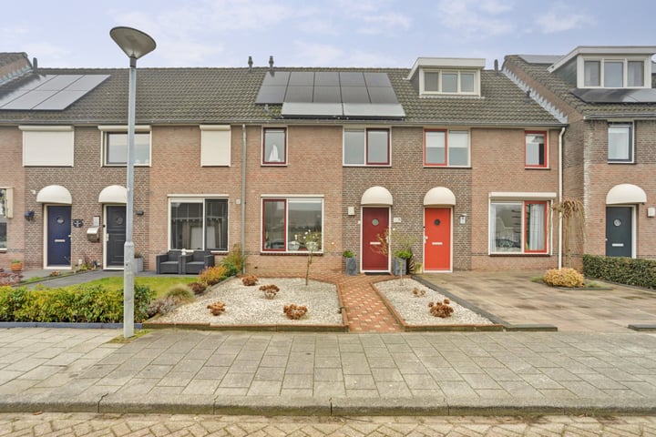 Photo of property Halve Maan 6, Klundert