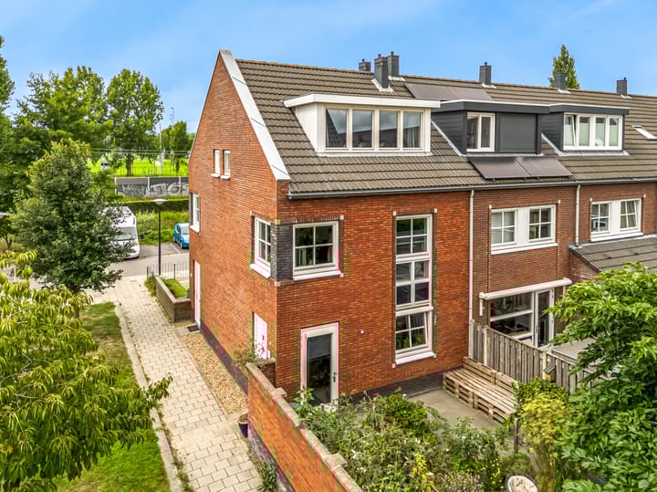 Photo of property Han Tromplaan 1A, Beverwijk