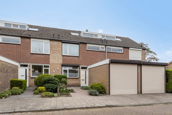 Händelstraat 10 in Axel