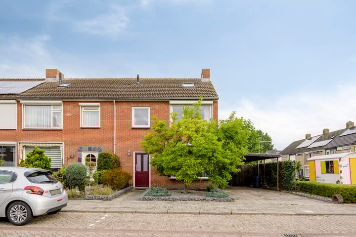 Händelstraat 2 in Halsteren