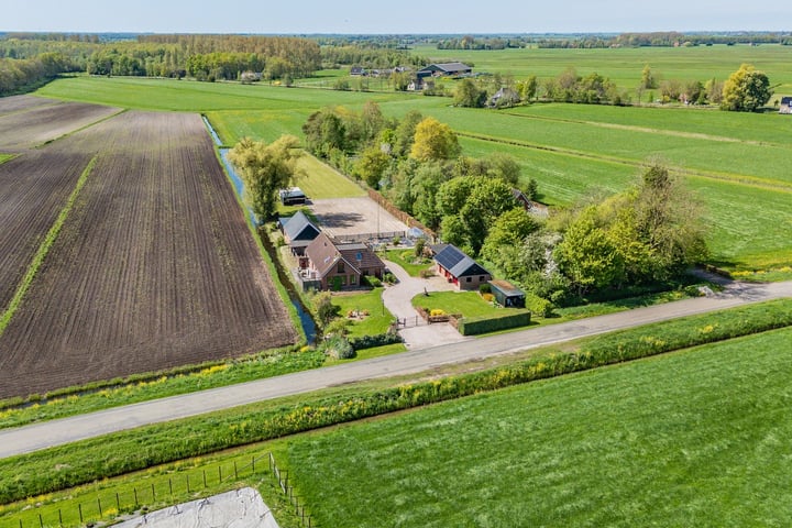 Photo of property Hanebuert 4, Tijnje