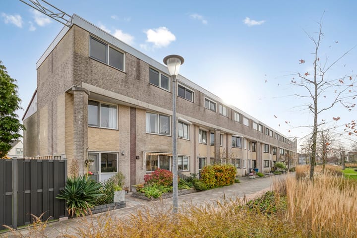 Photo of property Hans de Riesstraat 20, Alkmaar