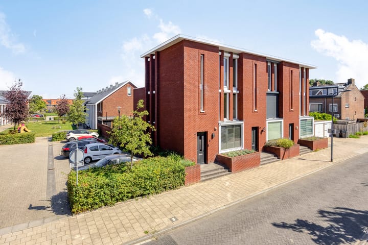 Photo of property Hanzelaan 5, Kampen