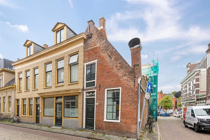 Hardewikerstraat 31 in Groningen