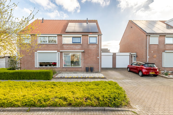 Photo of property Haringvlietstraat 36, Lewedorp
