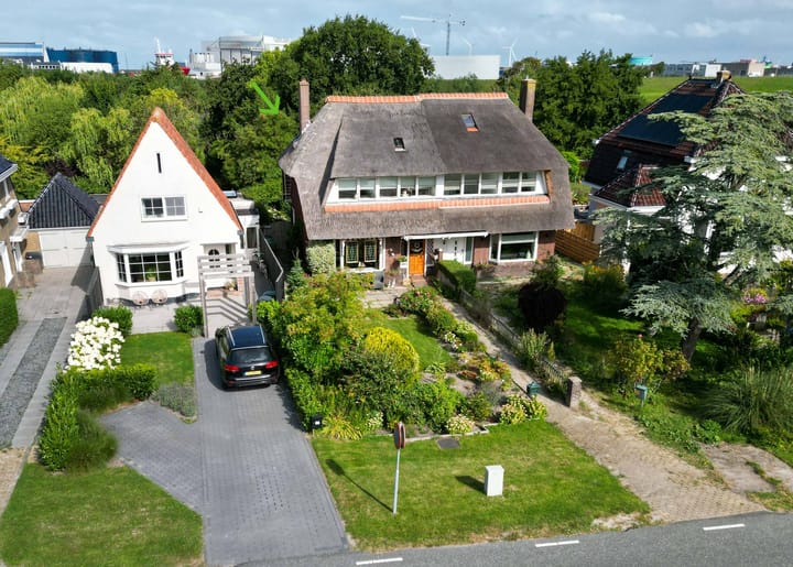 Photo of property Harlingerstraatweg 64, Midlum