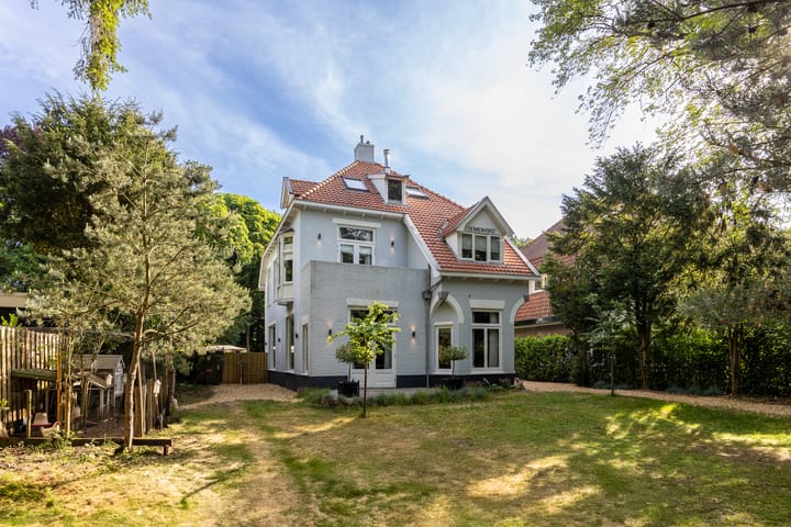 Hasebroeklaan 1 in Bilthoven