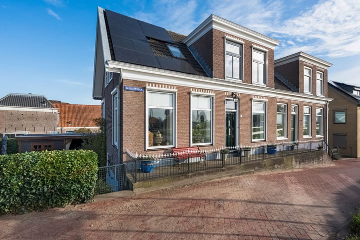 Photo of property Hasselterdijk 1, Zwartsluis