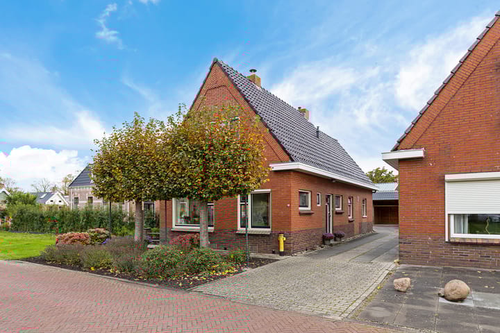 Havendwarsweg 1 in Uithuizen