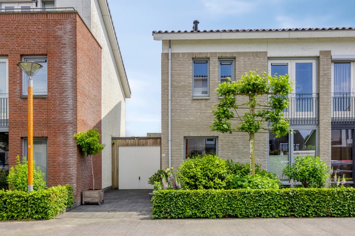 Photo of property Havikskruid 76, Berghem