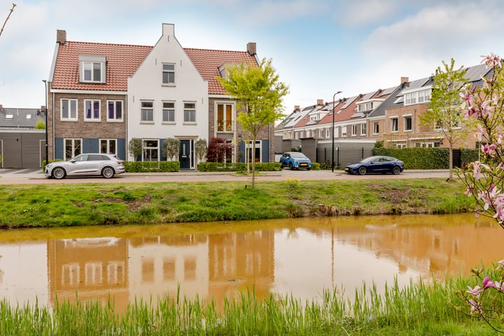 Photo of property Haviksnest 8, Moordrecht