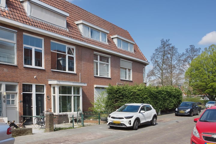 Haydnstraat 2 in Vlaardingen foto