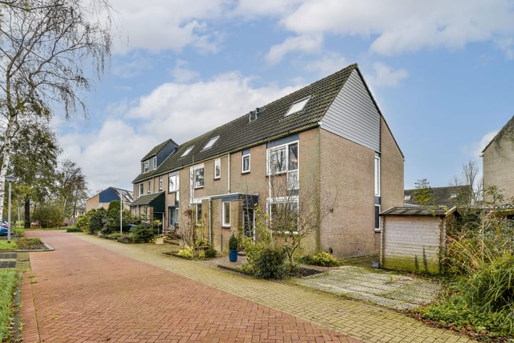 Photo of property Hazelaardreef 27, Vlaardingen