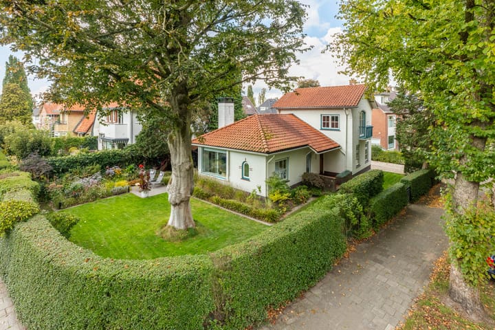 Hazelaarlaan 42 in Hilversum