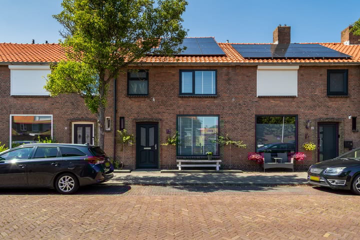 Hazelaarstraat 38 in Monster