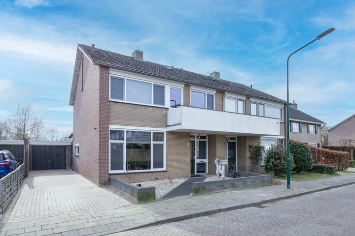 Hazenberg 21 in Alphen