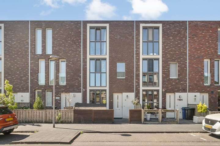 Hebatstraat 12 in Almere