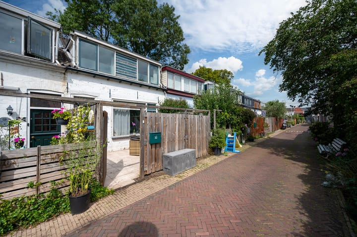 Hedastraat 32 in Alphen aan den Rijn