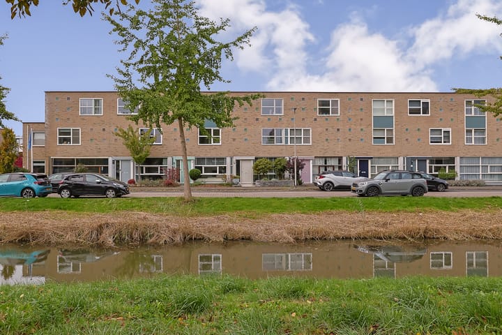 Heemraad 60, Alphen aan den Rijn Photo de la maison Heemraad 60, Alphen aan den Rijn