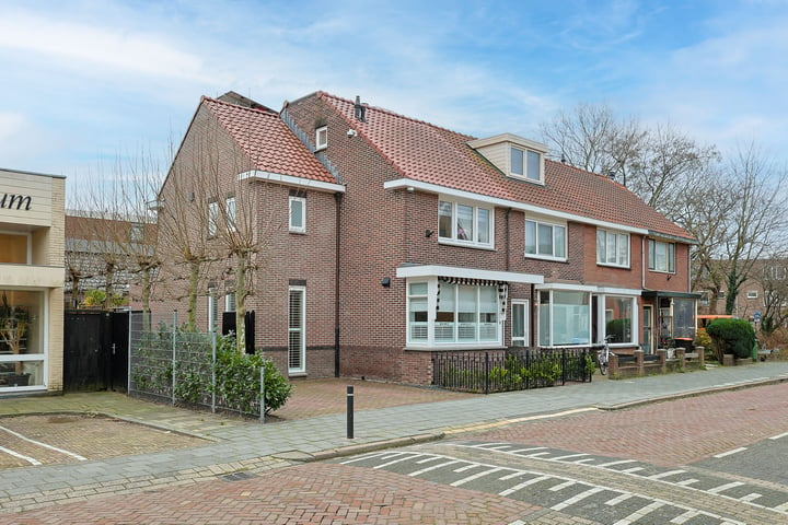 Heemskerkerweg 83 in Beverwijk