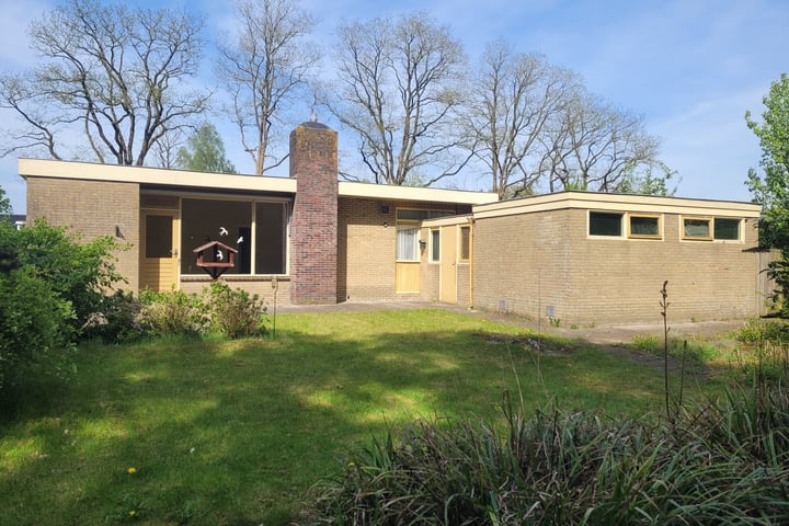 Heemstrasingel 10 in Oentsjerk