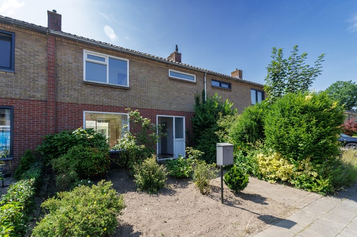 Photo of property Heerdelaan 10, Zuidlaren
