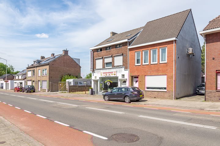 Heerlerbaan 19A in Heerlen photo