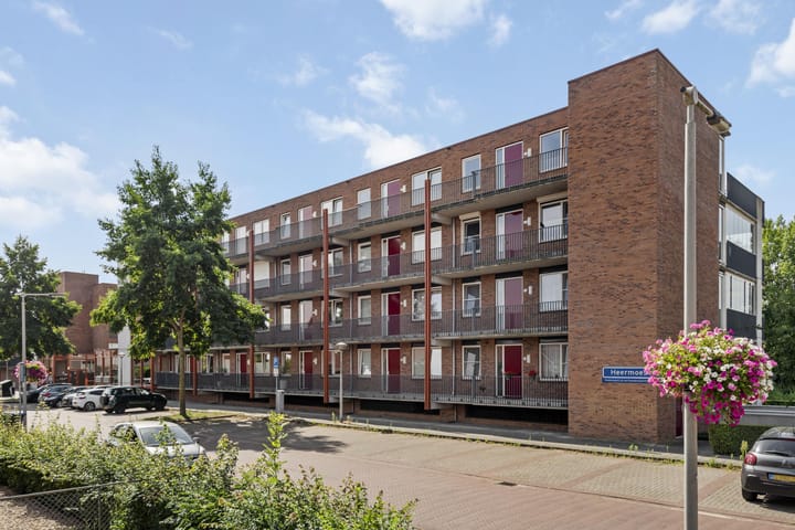 Heermoesstraat 44 in Arnhem photo
