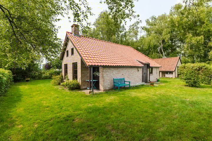Photo of property Hegedyk 36, Langezwaag