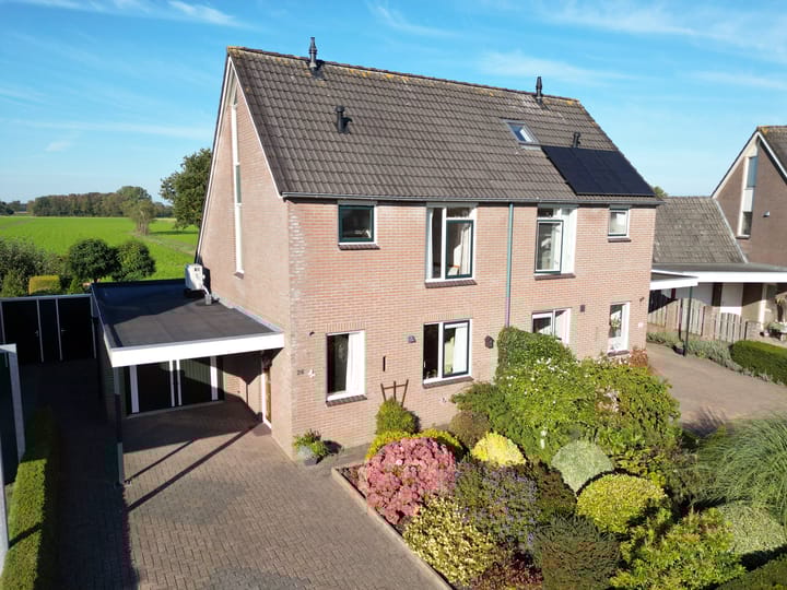 Heidebindersweg 26 in Nieuw-Roden